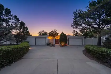 9932 Greene Avenue NW, Albuquerque