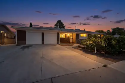 8709 James Avenue NE, Albuquerque