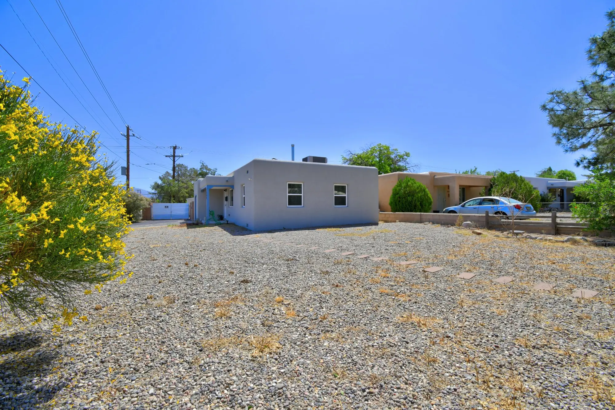 500 VALVERDE Drive SE
