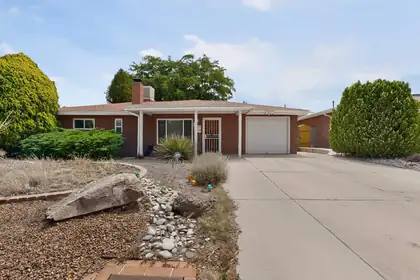1304 Indiana Street NE, Albuquerque 