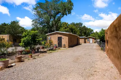 7703 Guadalupe Trail NW, Los Ranchos
