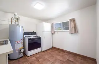 7703 Guadalupe Trail NW 