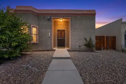 7709 Pinewood Drive NW, Albuquerque