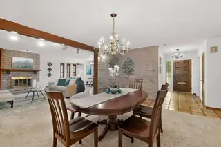 10409 Theresa Place NE 