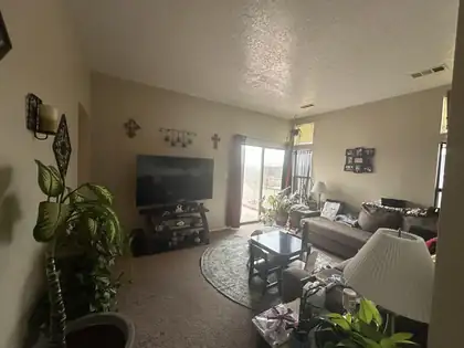 1825 Peach Road NE, Rio Rancho