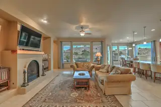 2305 Desert View Road NE 