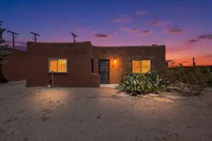 9621 Central Avenue NW, Albuquerque