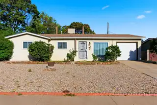 1016 Maxine Street NE 