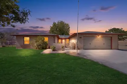 3601 Sunstar Lp Loop SW, Albuquerque