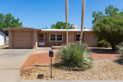 6029 Brenda Avenue NE, Albuquerque