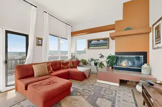 23 Digby Lane 