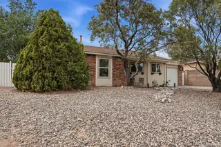 1961 Roanoke Drive NE 