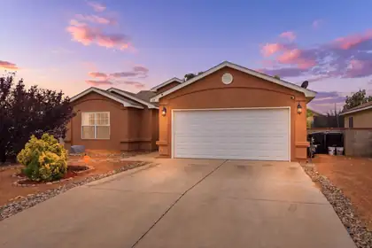 22 Margarita Circle, Los Lunas