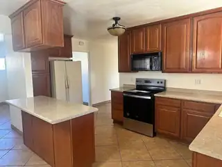 4024 Comanche Road NE 
