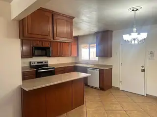 4024 Comanche Road NE 