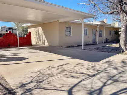 1724 Coe Road SW, Albuquerque