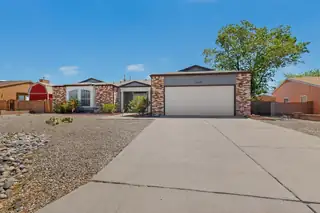 2512 Cabezon Drive NE 