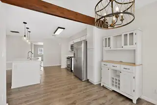 9701 Avenida Del Oso NE 