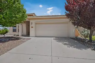 900 Golden Yarrow Trail 