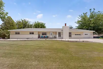 430 Abo Road, Bosque Farms 