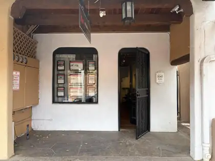 2042 S Plaza Street NW, Albuquerque 