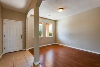 1608 Veridian Drive SE 