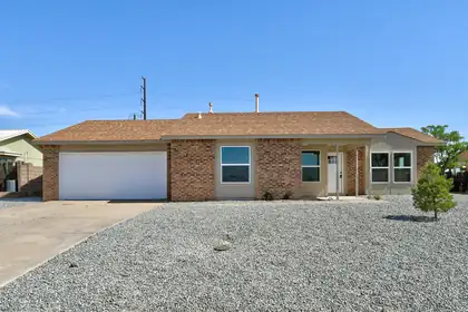 4989 Chromium Drive NE, Rio Rancho
