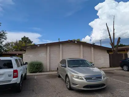7905 Marquette Avenue NE, Albuquerque