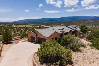 17 Turquoise Drive 