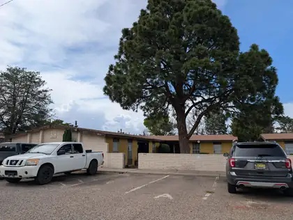 8013 Marquette Avenue NE, Albuquerque