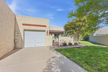 616 Eastlake Drive SE, Rio Rancho