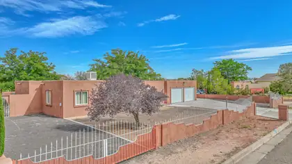 808 Villa Verde Drive SE, Rio Rancho 