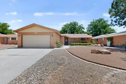 2808 Dallas Street NE, Albuquerque