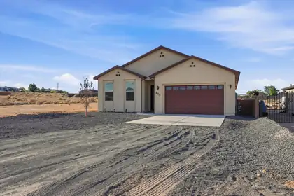 413 Northern Boulevard NE, Rio Rancho