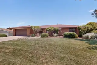 12925 Eagle Dancer Trail NE 