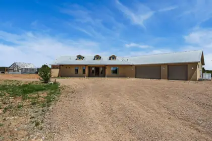168 Lesperance Road, Estancia 