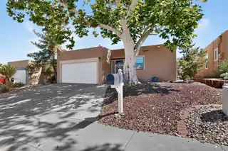5740 Manzanillo Loop NE 