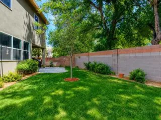 608 Bosque Verde Lane NW 