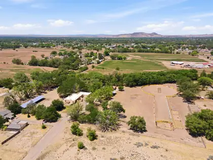 170 El Cerro Loop, Los Lunas