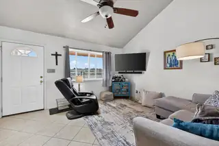 4 Starlight Acres Drive 