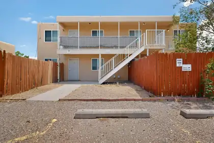 225 Hanosh Court SE Apt 3, Albuquerque