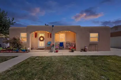 413 Arbor Place NE, Albuquerque