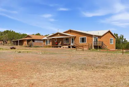 2 Entrada Del Norte, Edgewood