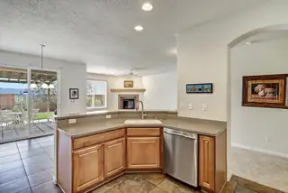 10216 Avenida Vista Sol NW 