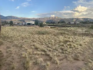 Palomas Avenue NE 