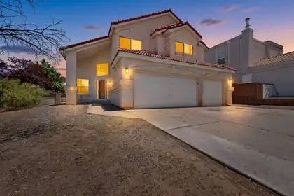 8908 Henriette Wyeth Drive NE, Albuquerque