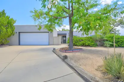 1195 Comanche Court SE, Rio Rancho