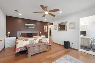 936 Cockatiel Drive SW 