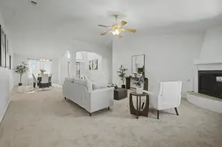 936 Loma Pinon Loop NE 