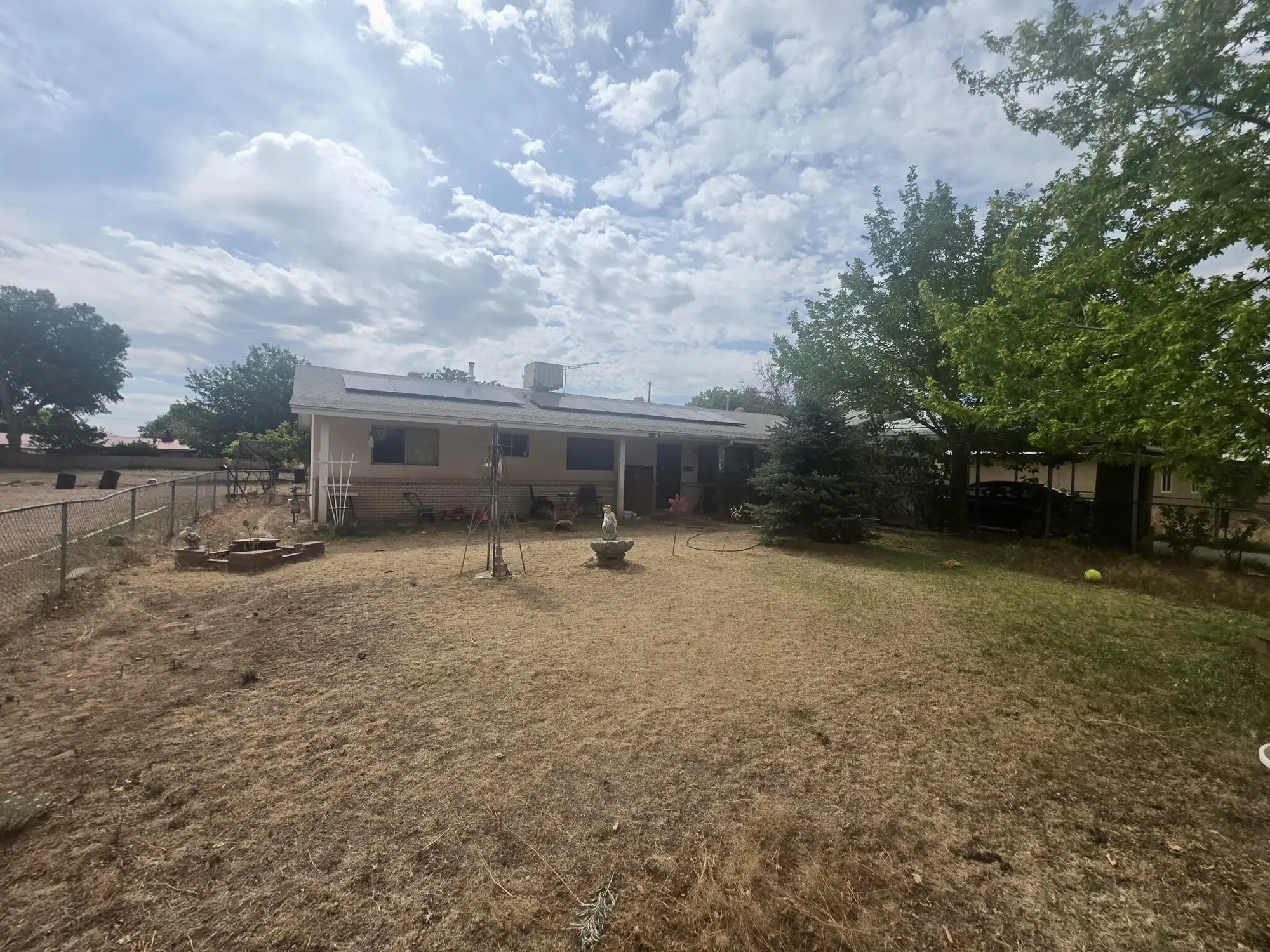 2422 Willow Road
